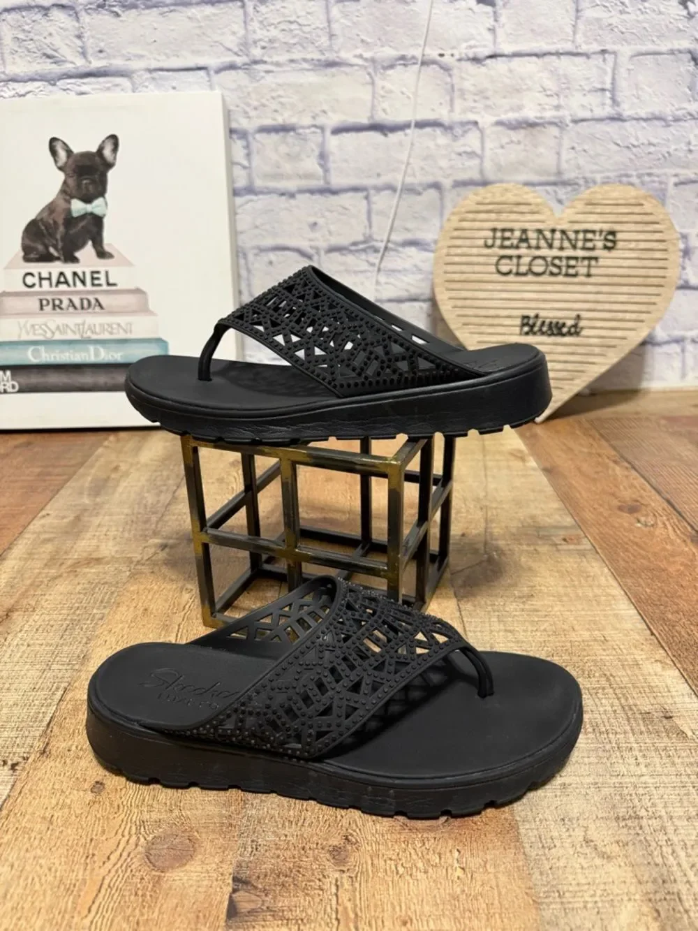 Skechers women foamies